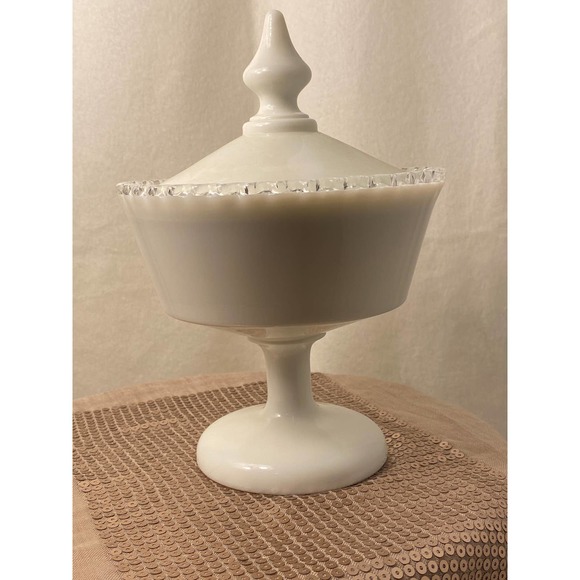 Vintage Fenton Silvercrest Ruffled Edge Milk Glass Footed Pedestal Candy Dish - Picture 15 of 15